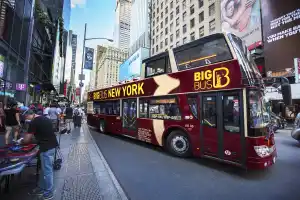 BB_NY_052A7072-2_v2_ksknwq